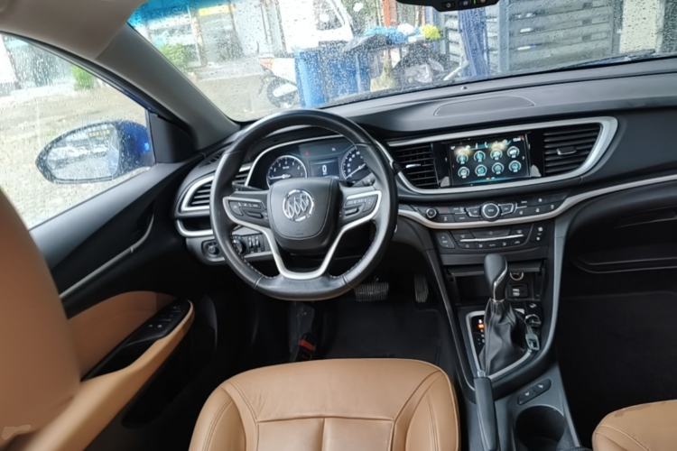 Used Buick Excelle GX 2018 18T Automatic Flagship Model Steering Wheel