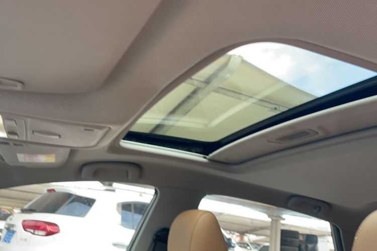 Used Buick Excelle GX 2018 18T Automatic Flagship Model Headliner