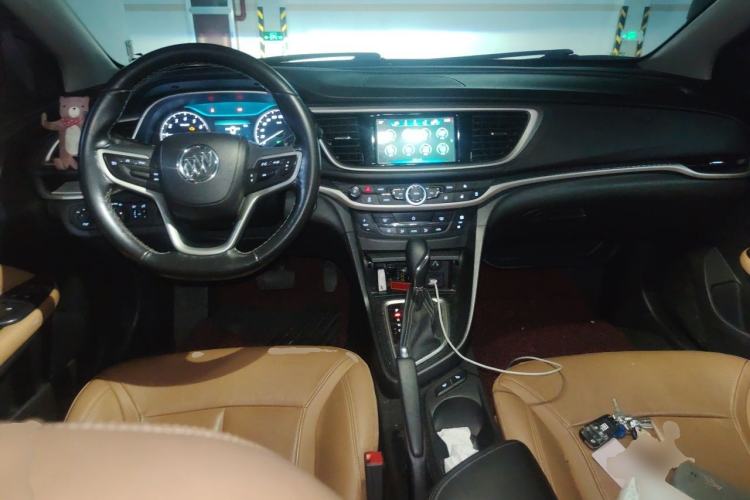 Used Buick Excelle GX 2018 18T Automatic Flagship Model Center Console