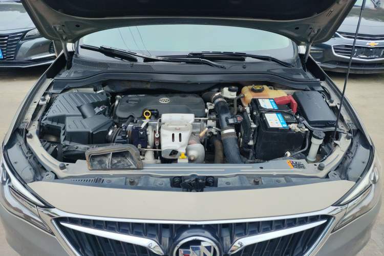 Used Buick Excelle GX 2018 18T Automatic Flagship Model Engine Bay