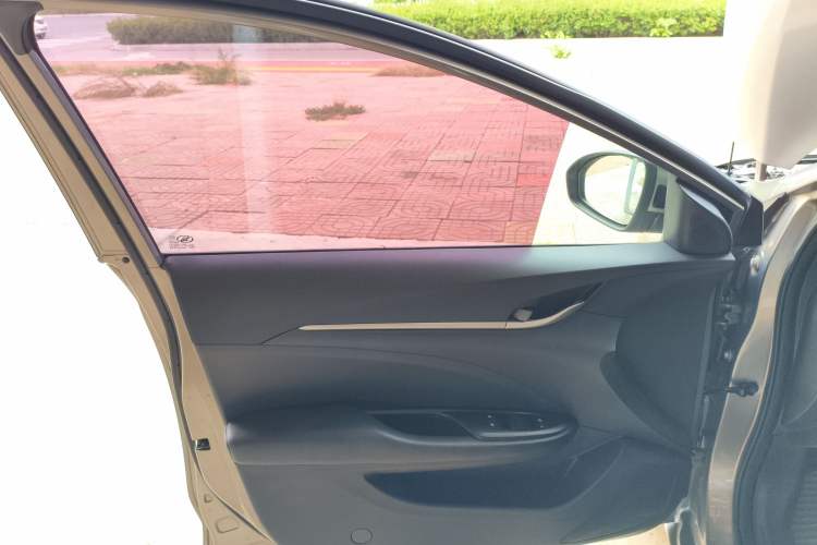 Used Buick Excelle GX 2018 18T Automatic Elite Model Left Front Door Interior