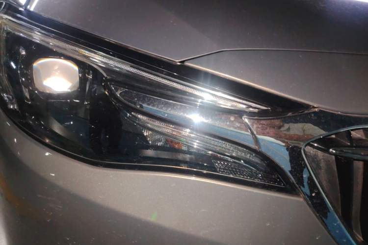 Used Buick Excelle GX 2018 18T Automatic Flagship Model Right Front Headlight