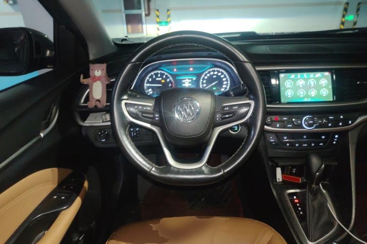 Used Buick Excelle GX 2018 18T Automatic Flagship Model Steering Wheel