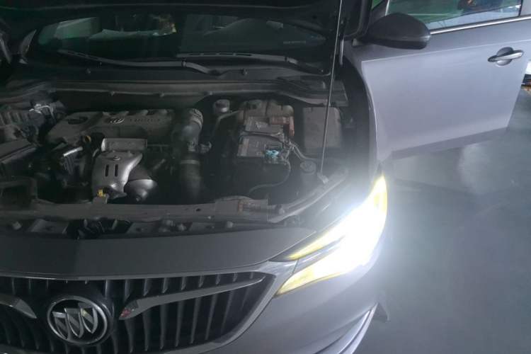 Used Buick Excelle GX 2018 18T Automatic Elite Model Engine Bay Left