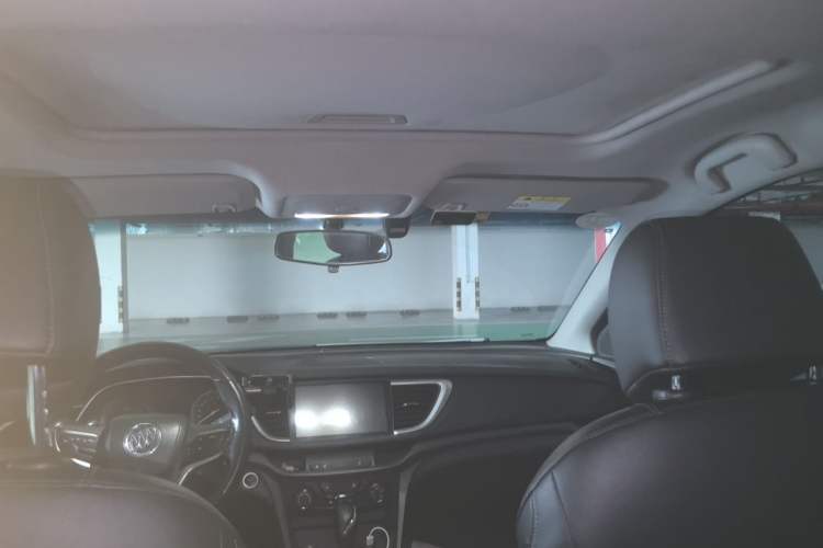 Used Buick Excelle GX 2018 18T Automatic Elite Model Headliner