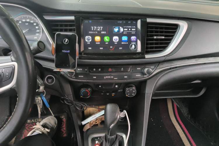 Used Buick Excelle GX 2018 18T Automatic Elite Model Audio And AC Panel