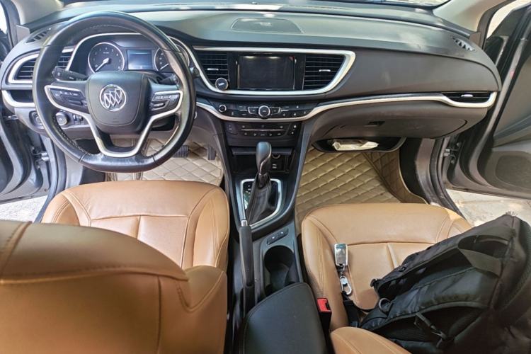 Used Buick Excelle GX 2018 18T Automatic Flagship Model Center Console