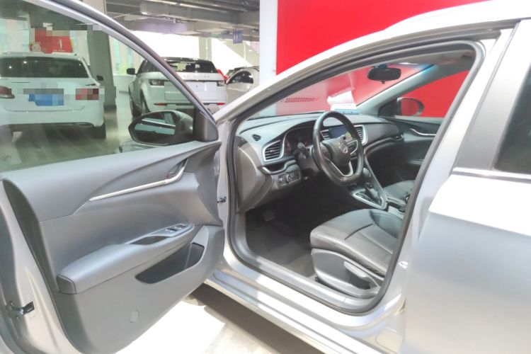 Used Buick Excelle GX 2018 18T Automatic Elite Model Driver Seat