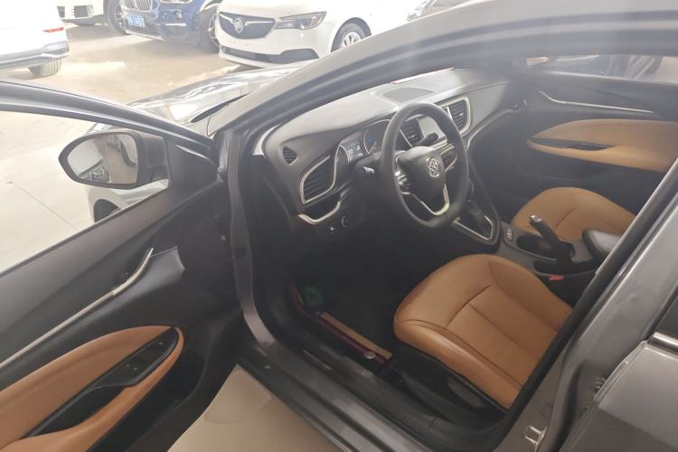 Used Buick Excelle GX 2018 18T Automatic Flagship Model Driver Seat