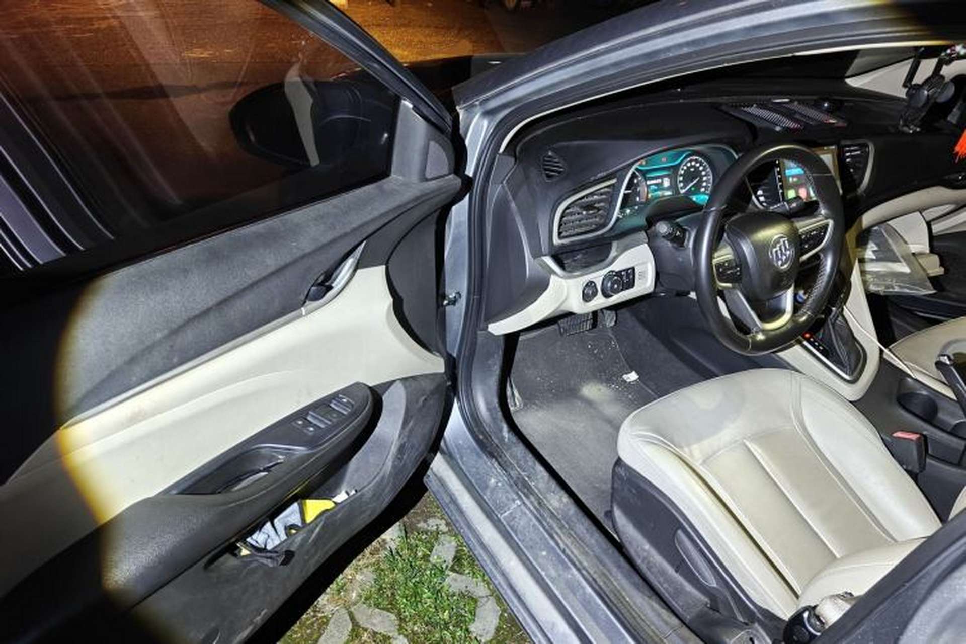 Used Buick Excelle GX 2018 15T Dual-Clutch Elite Model Driver Seat