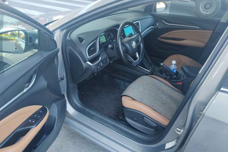 Used Buick Excelle GX 2018 18T Automatic Flagship Model Driver Seat