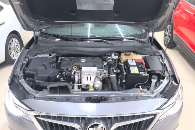 Used Buick Excelle GX 2018 18T Automatic Flagship Model Engine Bay