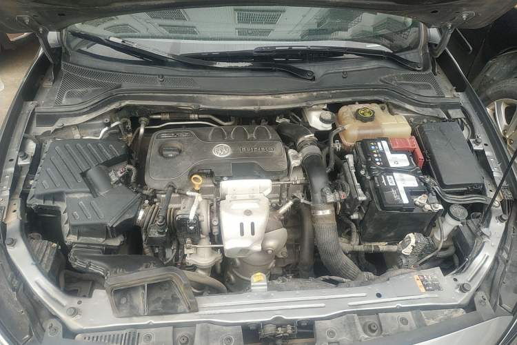 Used Buick Excelle GX 2018 18T Automatic Flagship Model Engine Bay