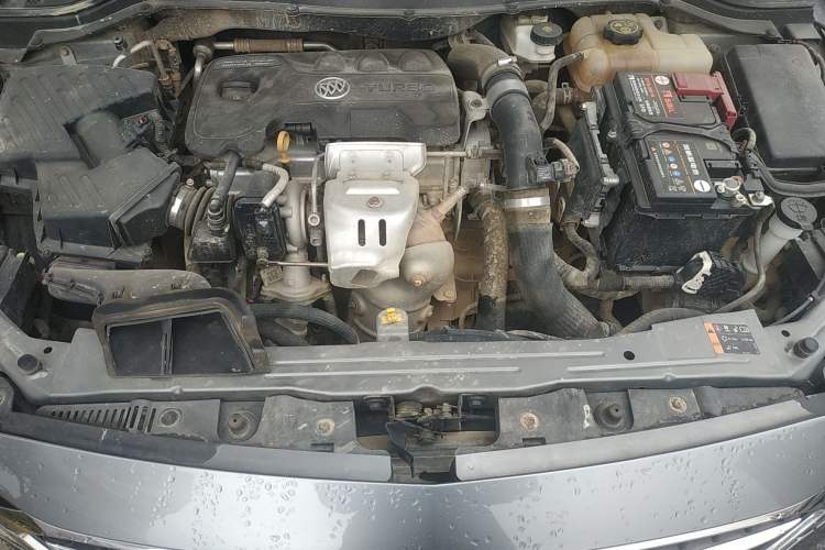 Used Buick Excelle GX 2018 18T Automatic Flagship Model Engine Bay