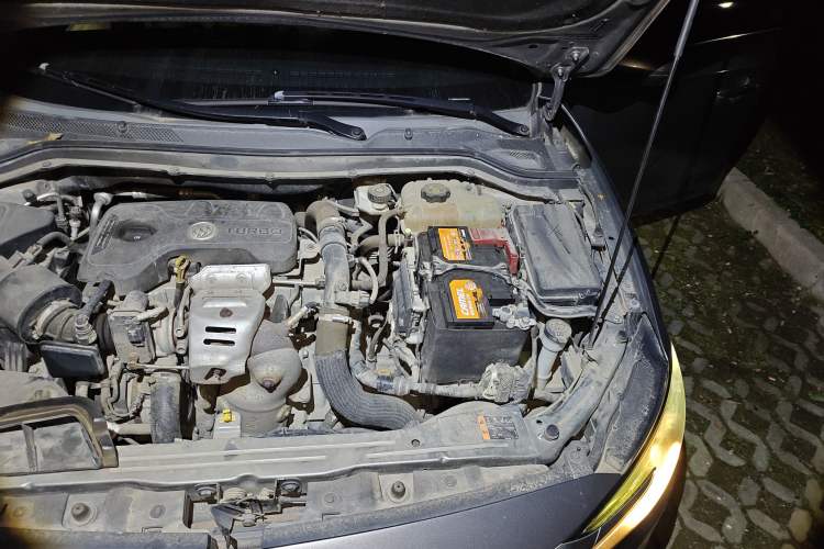 Used Buick Excelle GX 2018 15T Dual-Clutch Elite Model Engine Bay Left