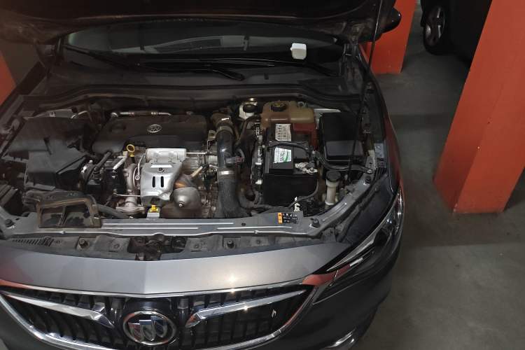 Used Buick Excelle GX 2018 18T Automatic Elite Model Engine Bay Left