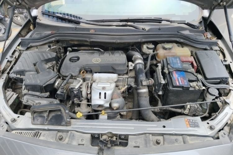 Used Buick Excelle GX 2018 18T Automatic Flagship Model Engine Bay