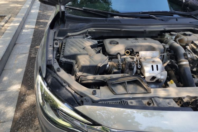 Used Buick Excelle GX 2018 18T Automatic Elite Model Engine Bay Right