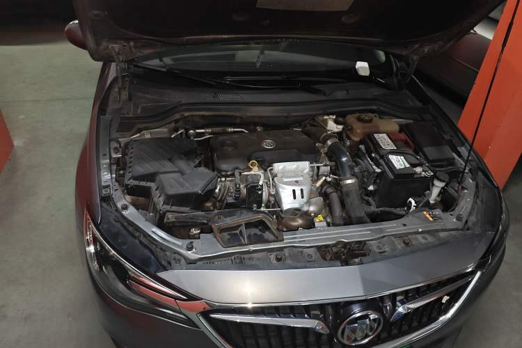 Used Buick Excelle GX 2018 18T Automatic Elite Model Engine Bay Right
