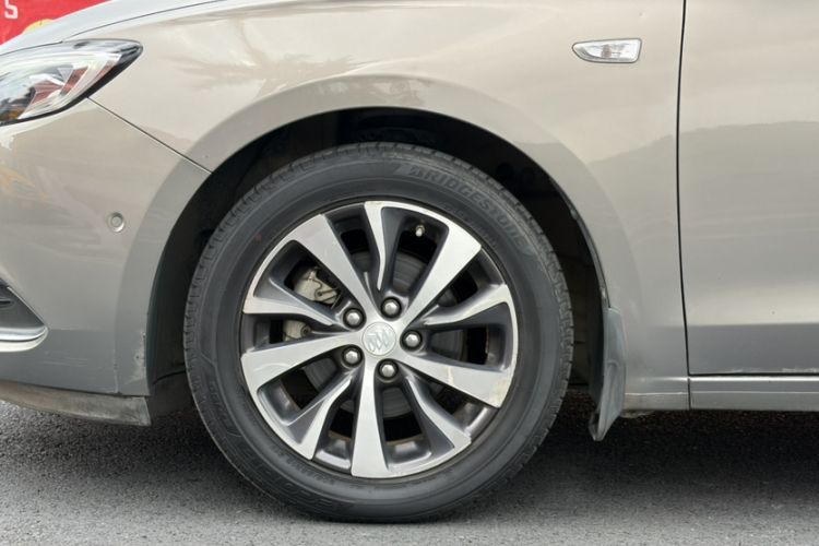 Used Buick Excelle GX 2018 18T Automatic Flagship Model Exterior 6