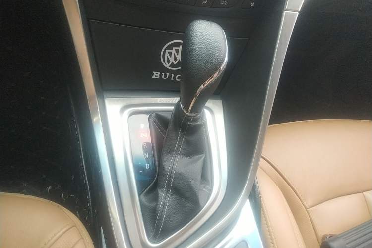Used Buick Excelle GX 2018 18T Automatic Flagship Model Gear Lever