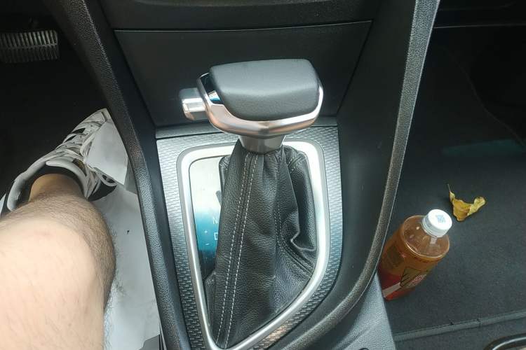 Used Buick Excelle GX 2018 18T Automatic Flagship Model Gear Lever