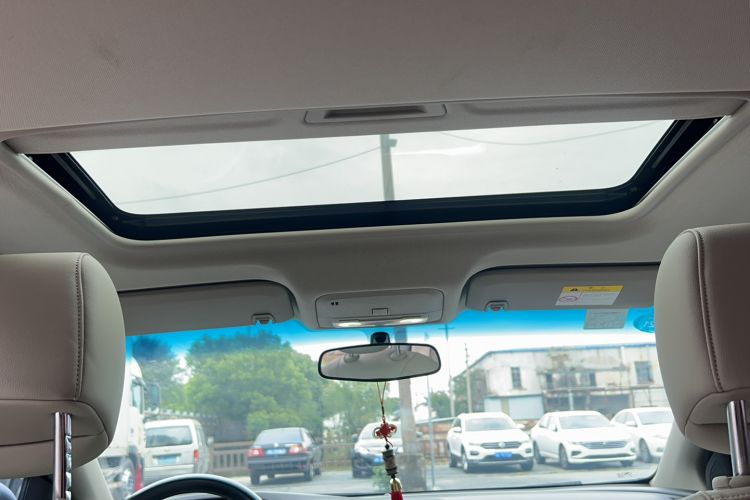 Used Buick Excelle GX 2018 15T Dual-Clutch Elite Model Headliner