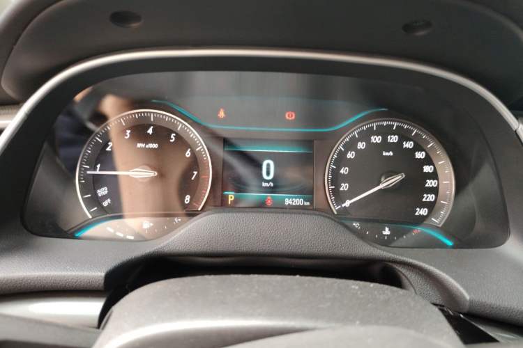 Used Buick Excelle GX 2018 18T Automatic Elite Model Instrument Cluster