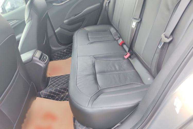 Used Buick Excelle GX 2018 18T Automatic Elite Model Interior 1