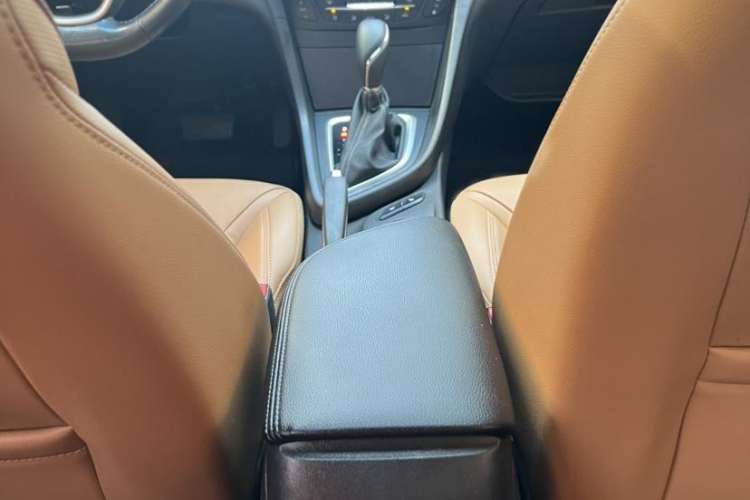 Used Buick Excelle GX 2018 18T Automatic Flagship Model Interior 7