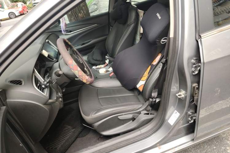 Used Buick Excelle GX 2018 18T Automatic Elite Model Left Front Seat
