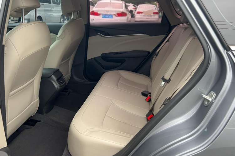 Used Buick Excelle GX 2018 15T Dual-Clutch Elite Model Left Rear Seat