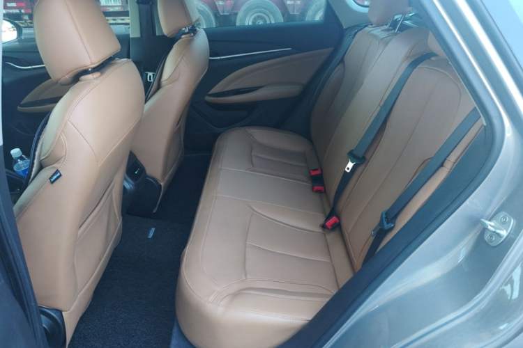 Used Buick Excelle GX 2018 18T Automatic Flagship Model Left Rear Seat