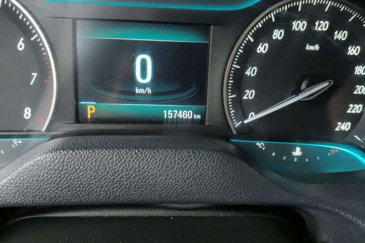 Used Buick Excelle GX 2018 18T Automatic Elite Model Odometer Close Up