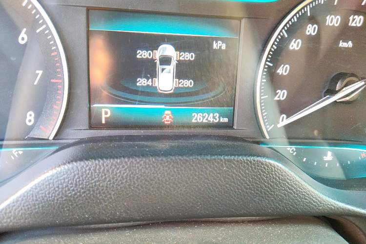 Used Buick Excelle GX 2018 18T Automatic Elite Model Odometer Close Up