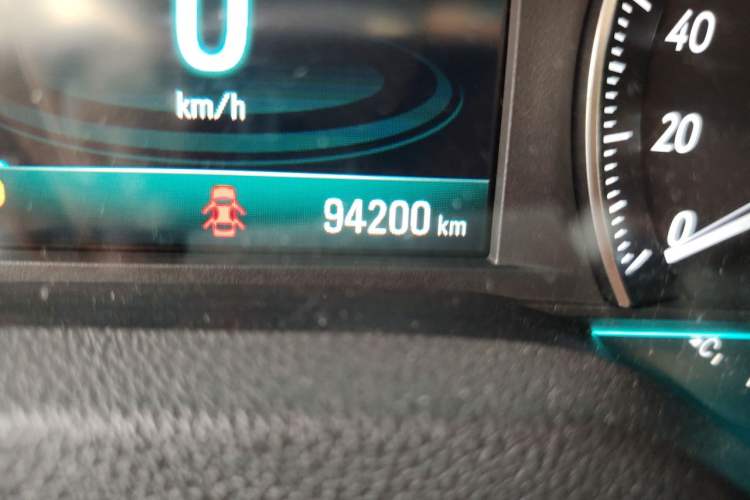Used Buick Excelle GX 2018 18T Automatic Elite Model Odometer Close Up