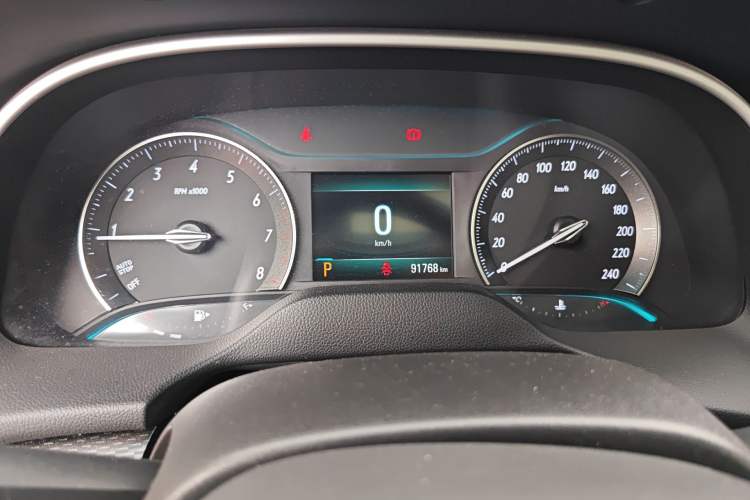 Used Buick Excelle GX 2018 18T Automatic Flagship Model Odometer Close Up