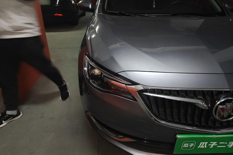 Used Buick Excelle GX 2018 18T Automatic Elite Model Right Front Headlight