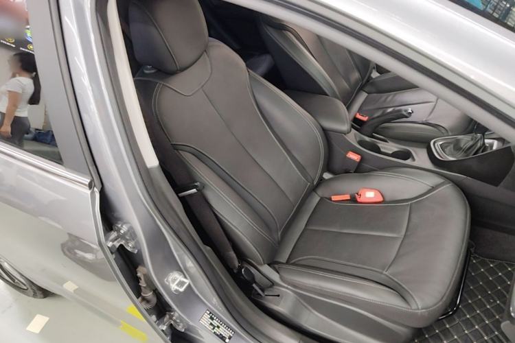 Used Buick Excelle GX 2018 18T Automatic Elite Model Right Front Seat