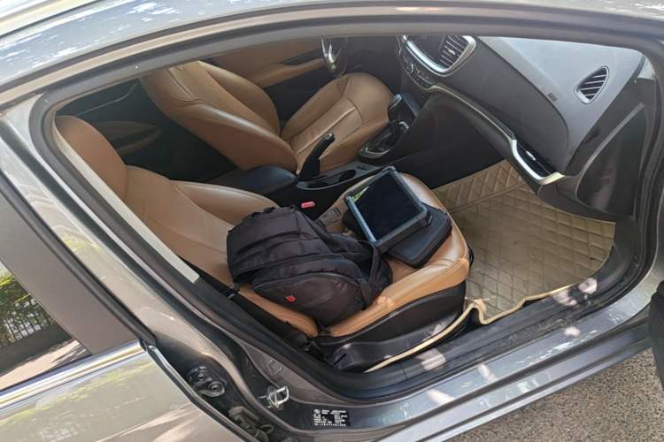 Used Buick Excelle GX 2018 18T Automatic Flagship Model Right Front Seat