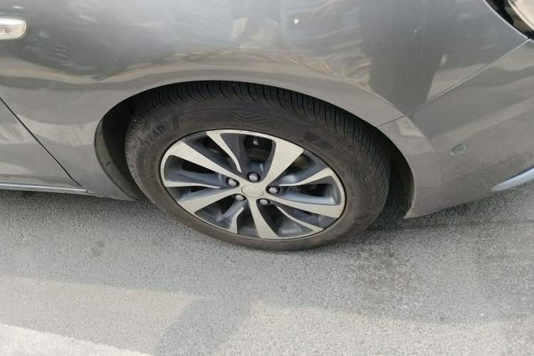 Used Buick Excelle GX 2018 18T Automatic Flagship Model Right Front Wheel Hub
