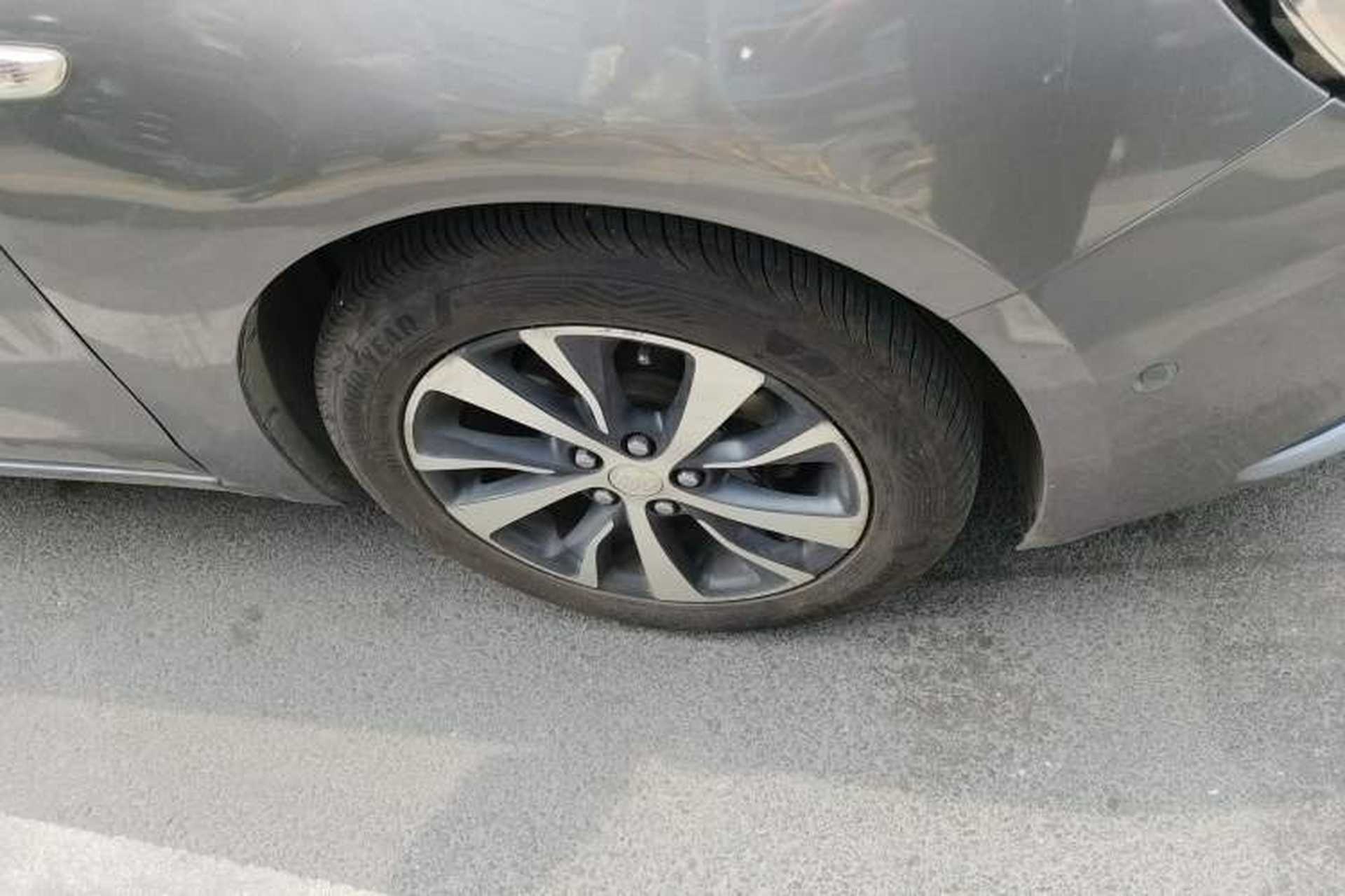 Used Buick Excelle GX 2018 18T Automatic Flagship Model Right Front Wheel Hub