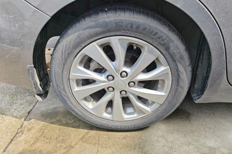 Used Buick Excelle GX 2018 15T Dual-Clutch Elite Model Right Rear Wheel Hub