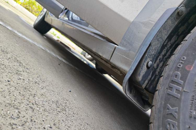 Used Buick Excelle GX 2018 15T Dual-Clutch Elite Model Right Side Sill