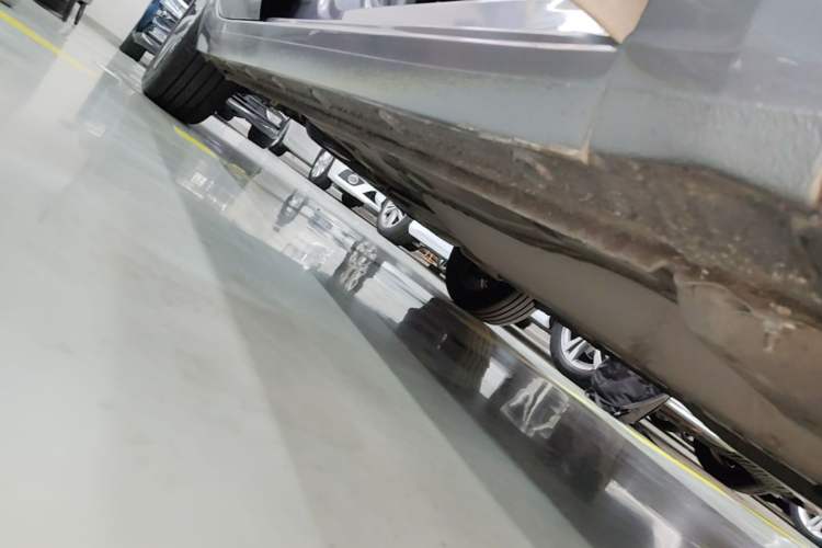 Used Buick Excelle GX 2018 18T Automatic Elite Model Right Side Sill