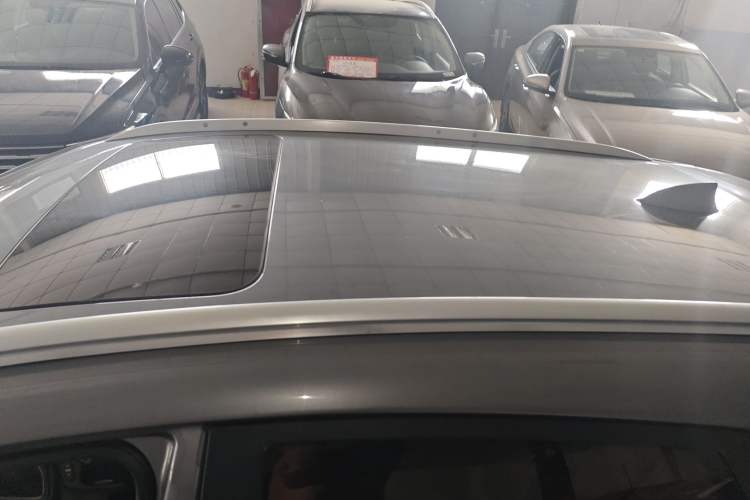 Used Buick Excelle GX 2018 18T Automatic Flagship Model Roof