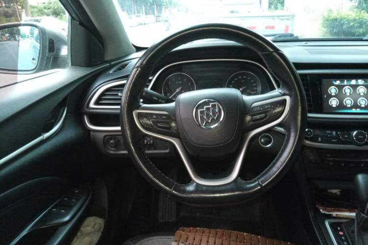 Used Buick Excelle GX 2018 18T Automatic Elite Model Steering Wheel