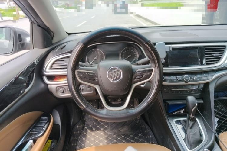 Used Buick Excelle GX 2018 18T Automatic Flagship Model Steering Wheel