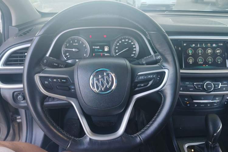 Used Buick Excelle GX 2018 18T Automatic Flagship Model Steering Wheel