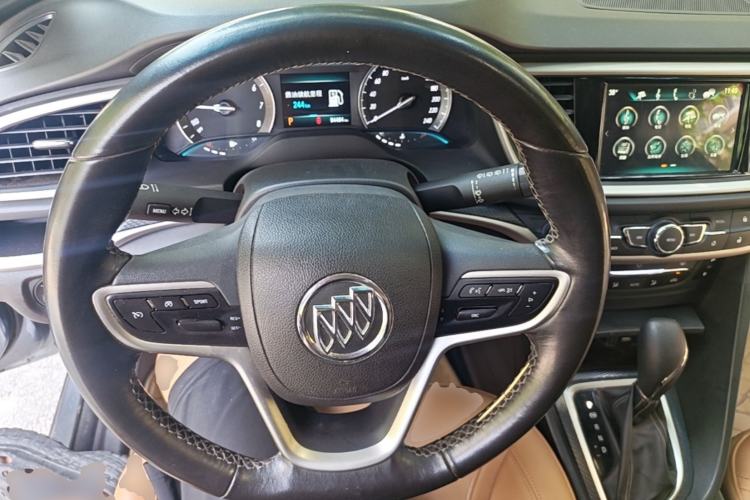 Used Buick Excelle GX 2018 18T Automatic Flagship Model Steering Wheel